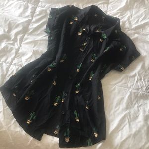 🌵Cactus button down top